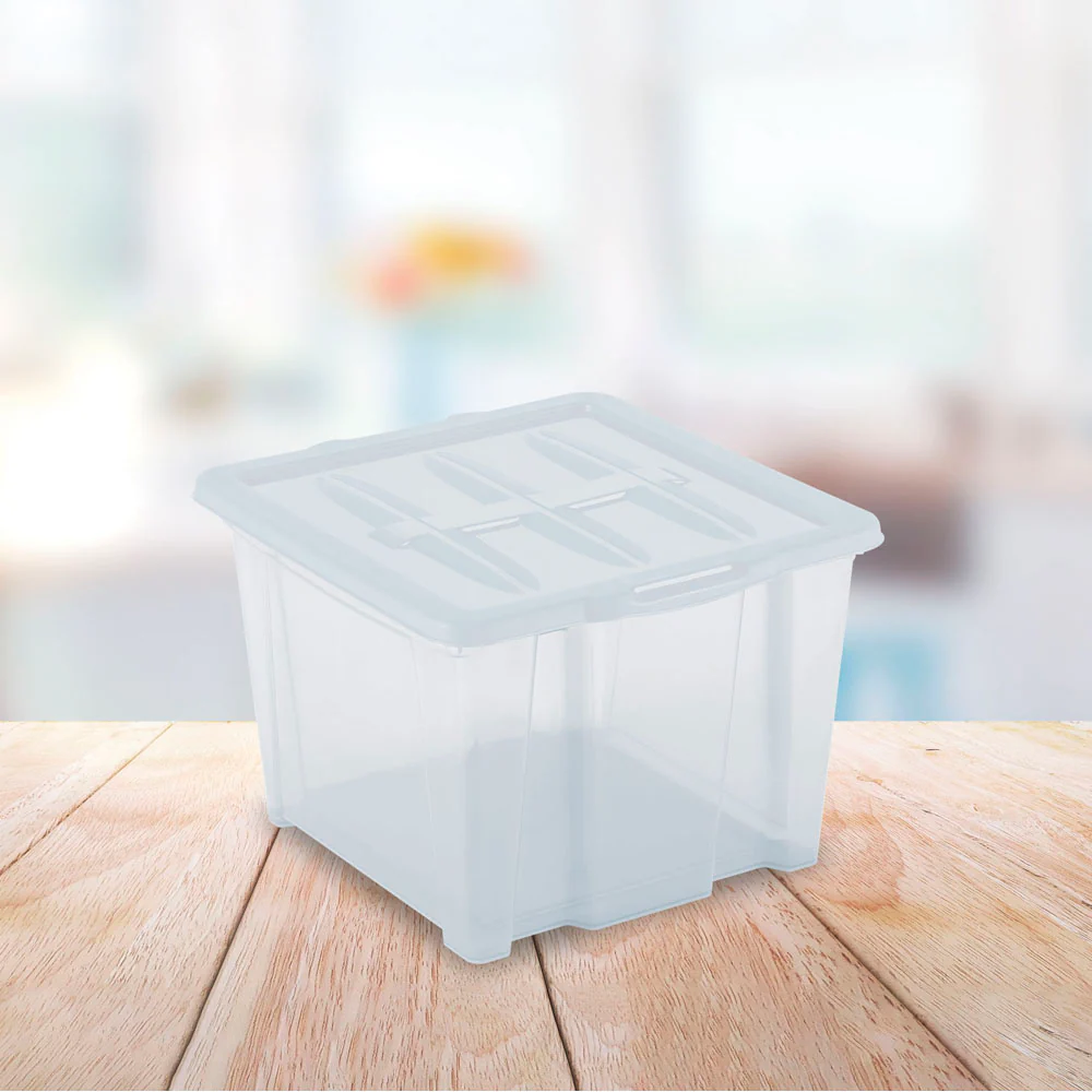 Caja apilable de 30 litros marca Rimax