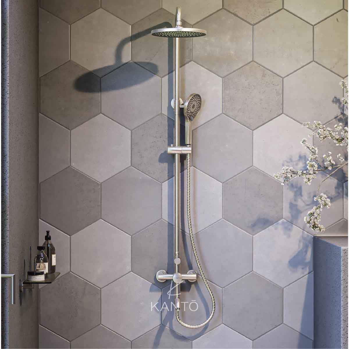 Columna de ducha Advance stainless steel marca Kanto