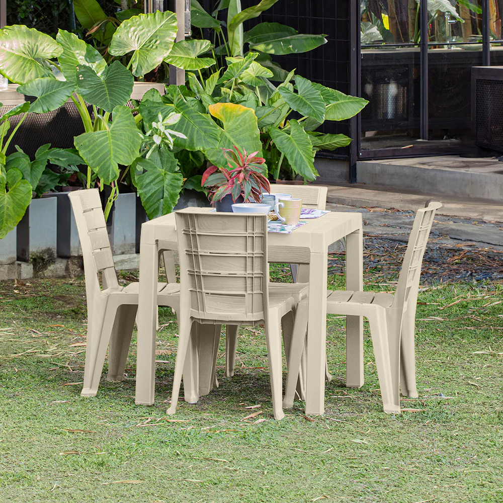 Combo comedor barú 1 mesa + 4 sillas sin brazos taupe marca Rimax