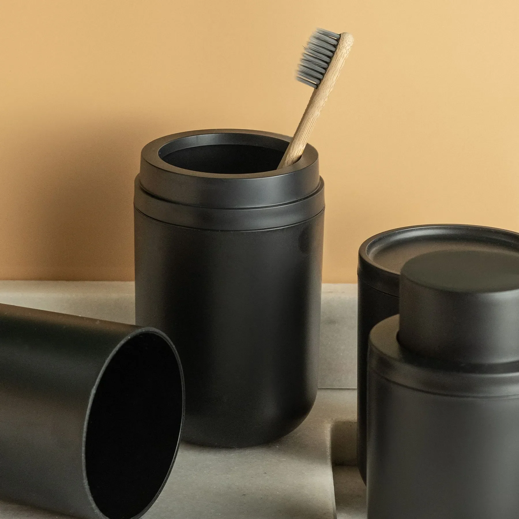 Kit de accesorios para baño bold 3 piezas color negro - Image 3