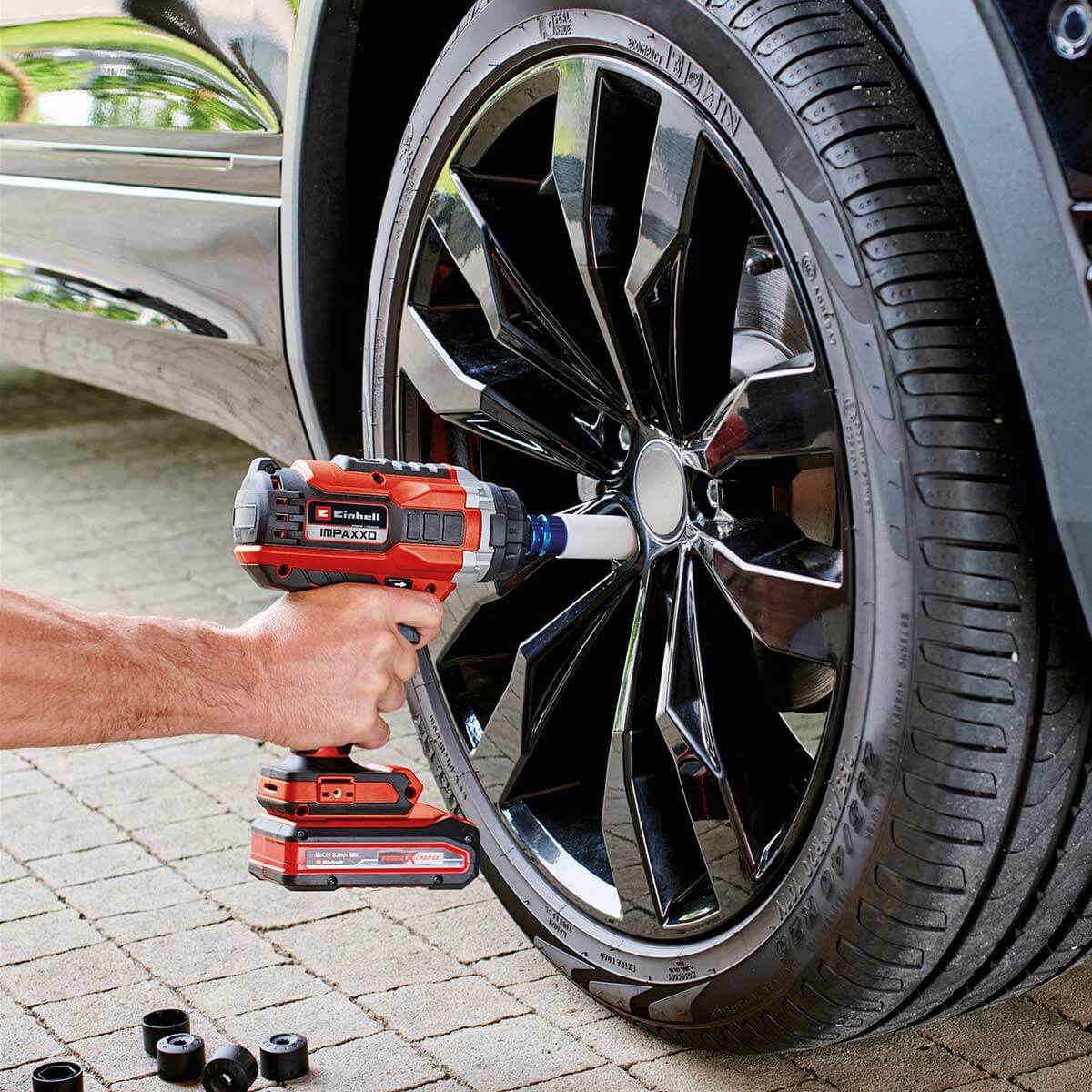 Llave de impacto inalámbrica brushless 18 V + batería (2.5 ah) + cargador marca Einhell - Image 7