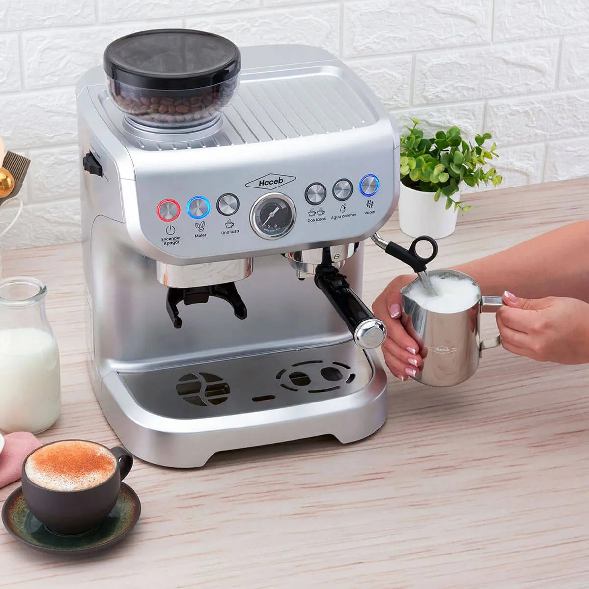 Máquina de café con molino integrado Inoxidable marca Haceb - Image 6