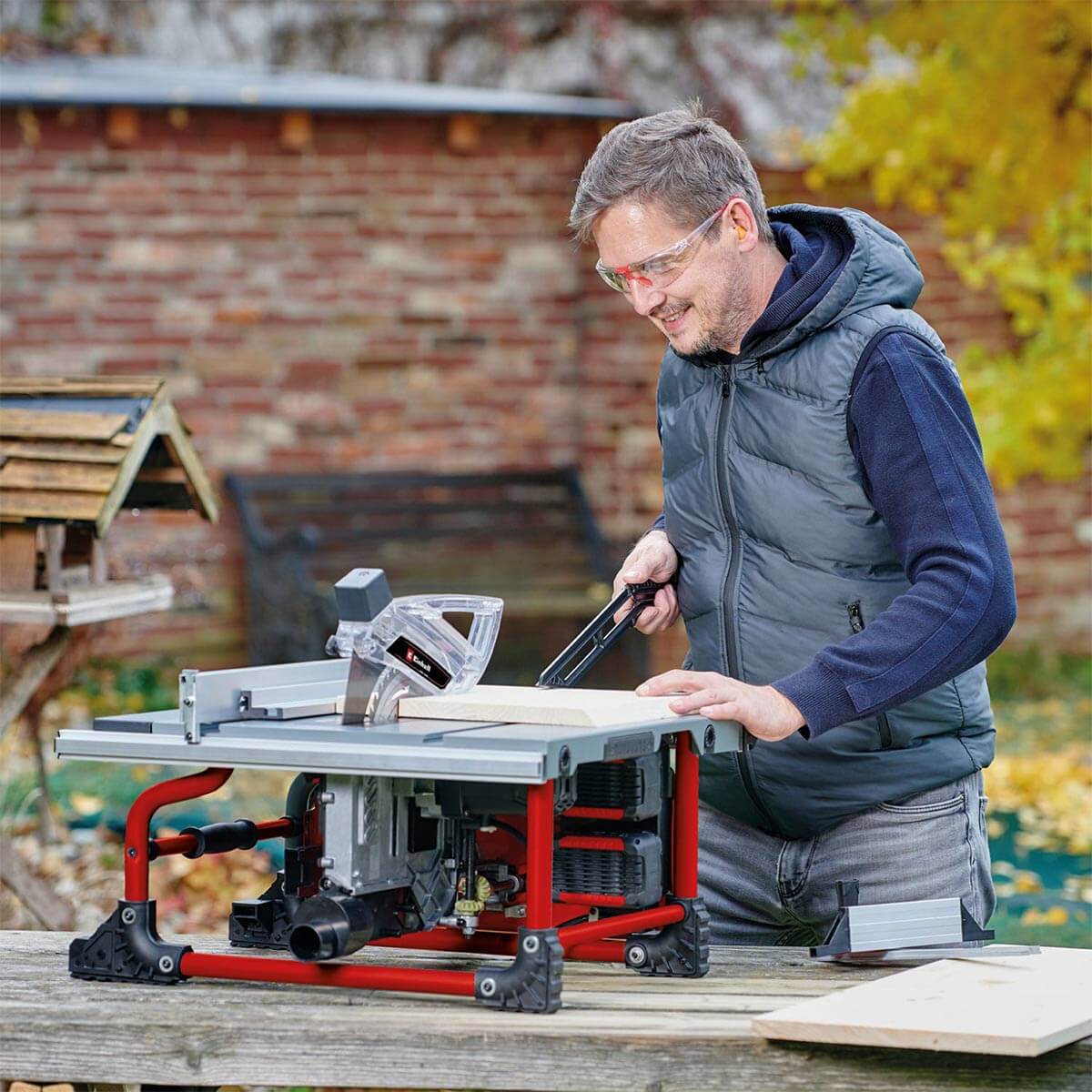 Sierra de mesa 10" inalámbrica 36 V 3800 rpm + 2 baterías (4.0 ah) + 2 cargadores marca Einhell - Image 8