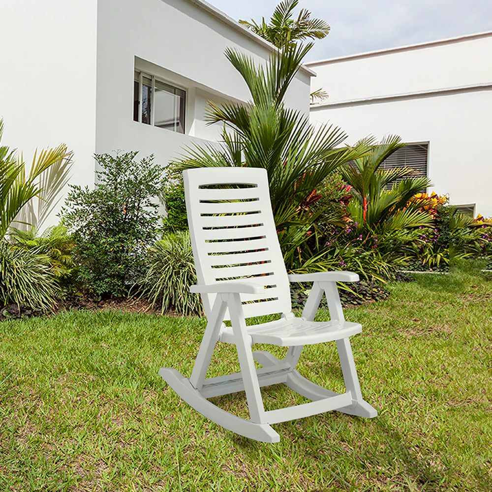Silla mecedora blanca marca Rimax