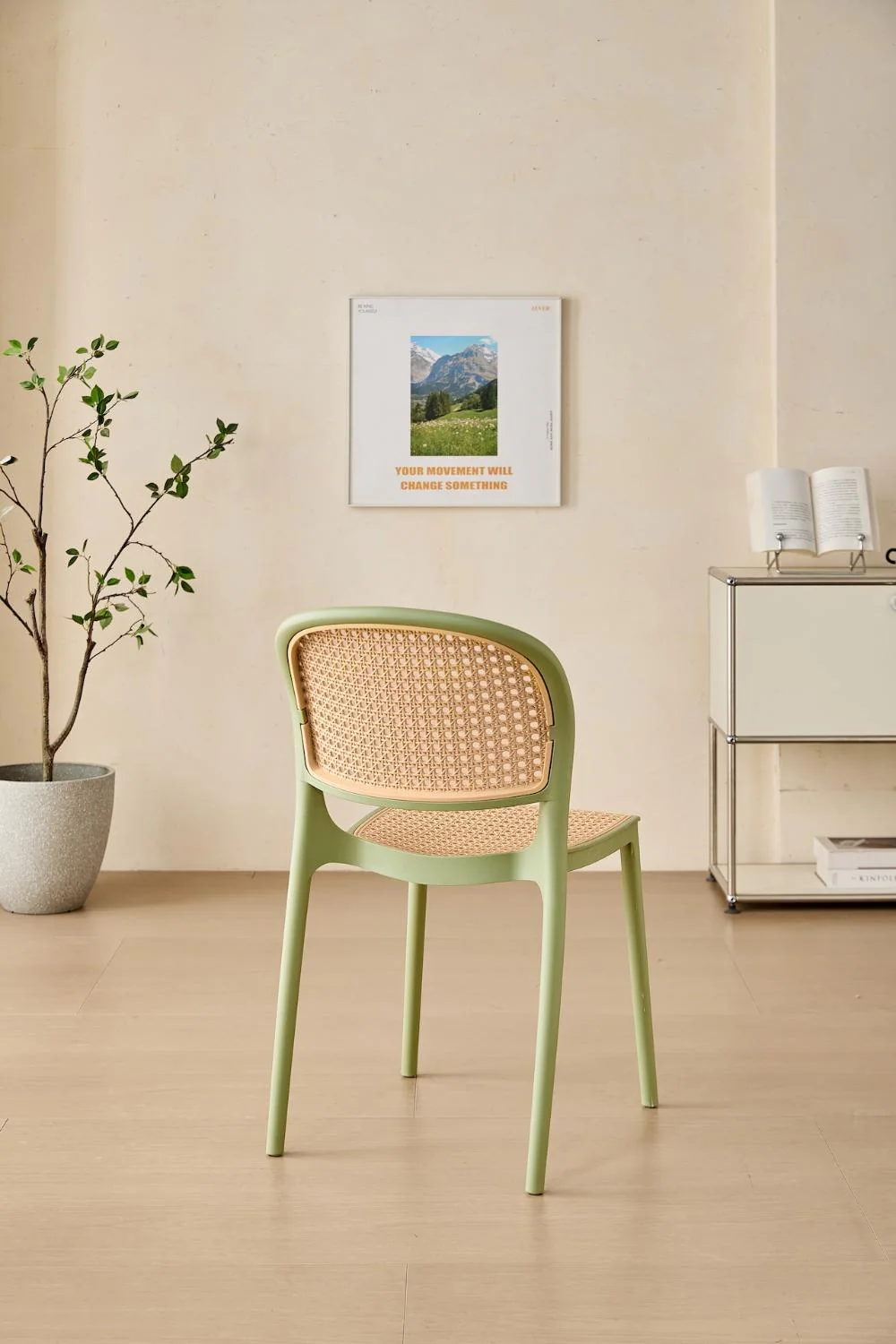 Silla Nest, Color Verde Olivo y Beige, Con espaldar y asiento en rejilla - Image 4
