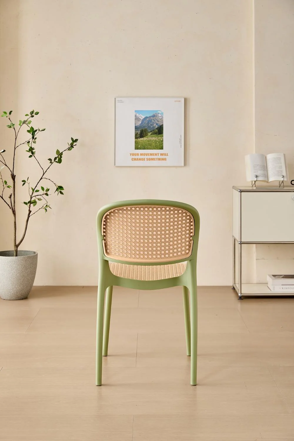 Silla Nest, Color Verde Olivo y Beige, Con espaldar y asiento en rejilla - Image 5
