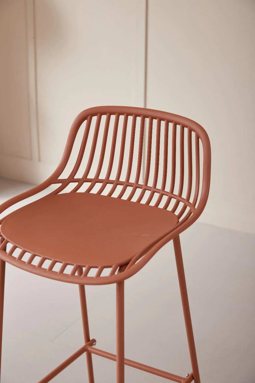Silla para Bar Tulum, Color Terracota, Diseño Moderno - Image 3