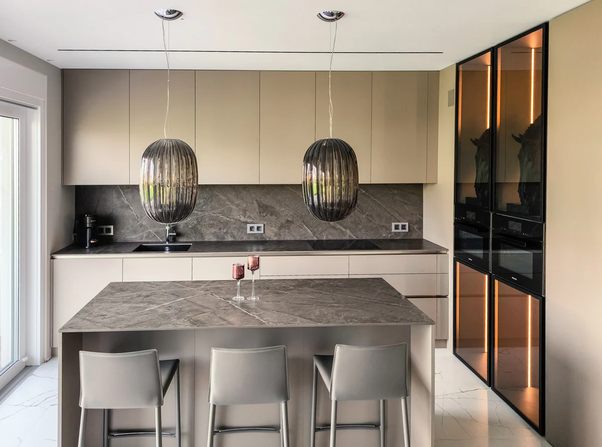 Tablero MDF laminado mate cubanite estandar Rauvisio Brilliant - Image 2